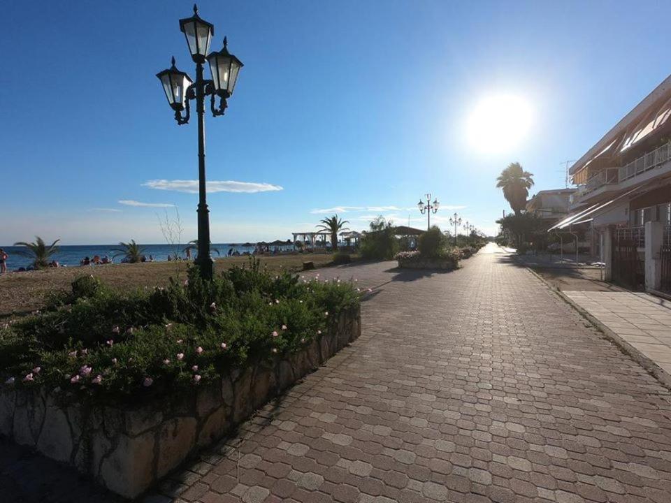Zoi Apartments Paralia Dionysiou Exteriör bild