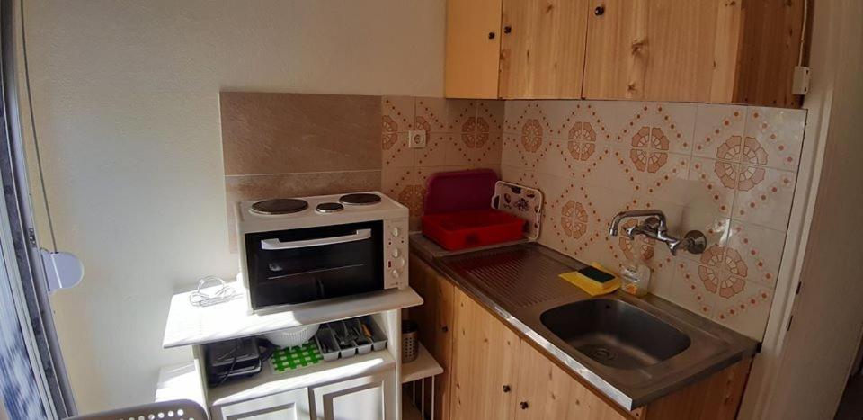 Zoi Apartments Paralia Dionysiou Exteriör bild