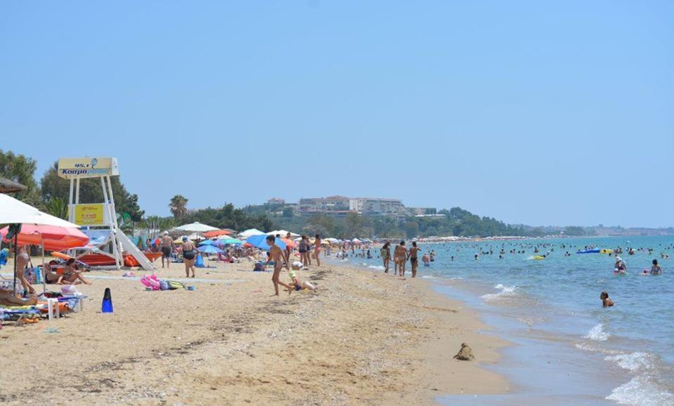 Zoi Apartments Paralia Dionysiou Exteriör bild