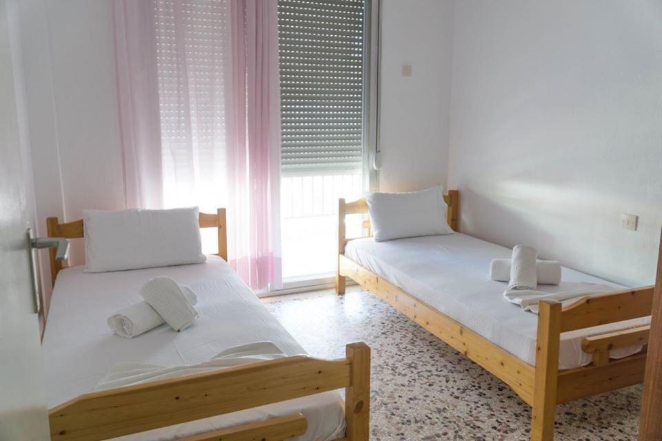 Zoi Apartments Paralia Dionysiou Exteriör bild
