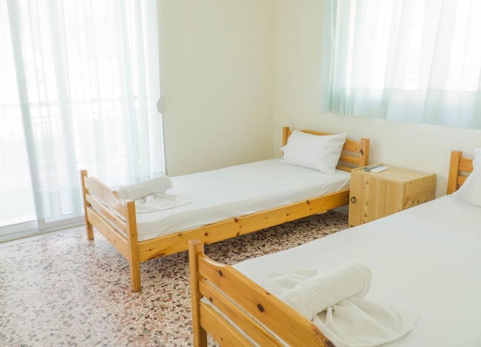Zoi Apartments Paralia Dionysiou Exteriör bild